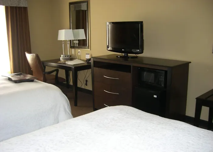 Hampton Inn And Suites Pueblo/North