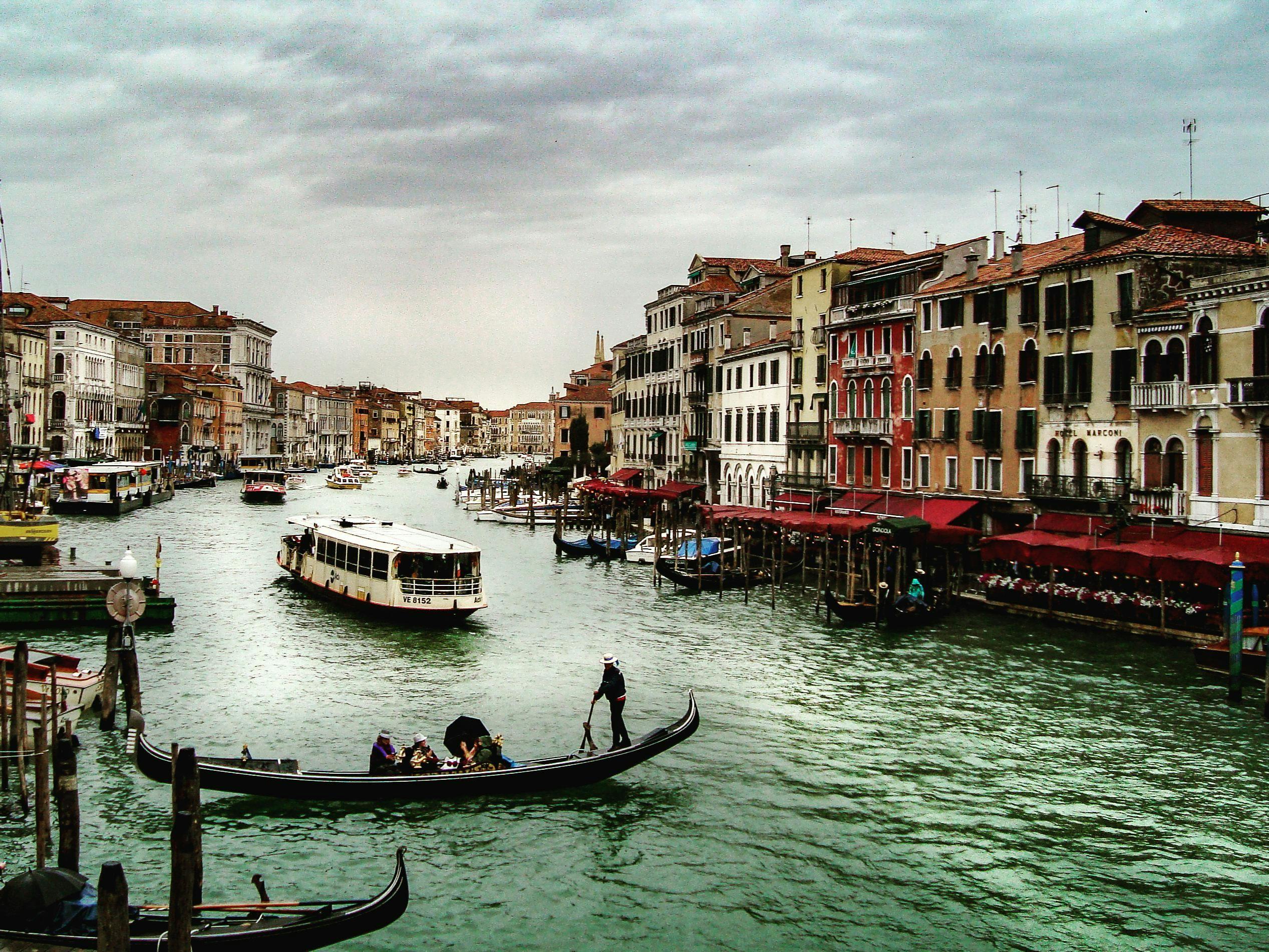 Venice Hotels With Jacuzzi in Room